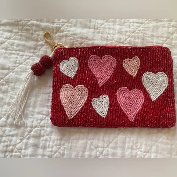 Red Beaded Heart Clutch - Picture 2 of 10